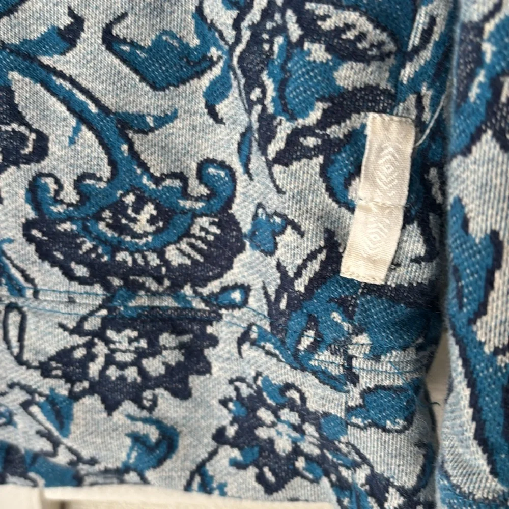 Urban Outfitters Koto Paisley Floral Print Long Sleeve Round Neck Sz LRG - Picture 6 of 12